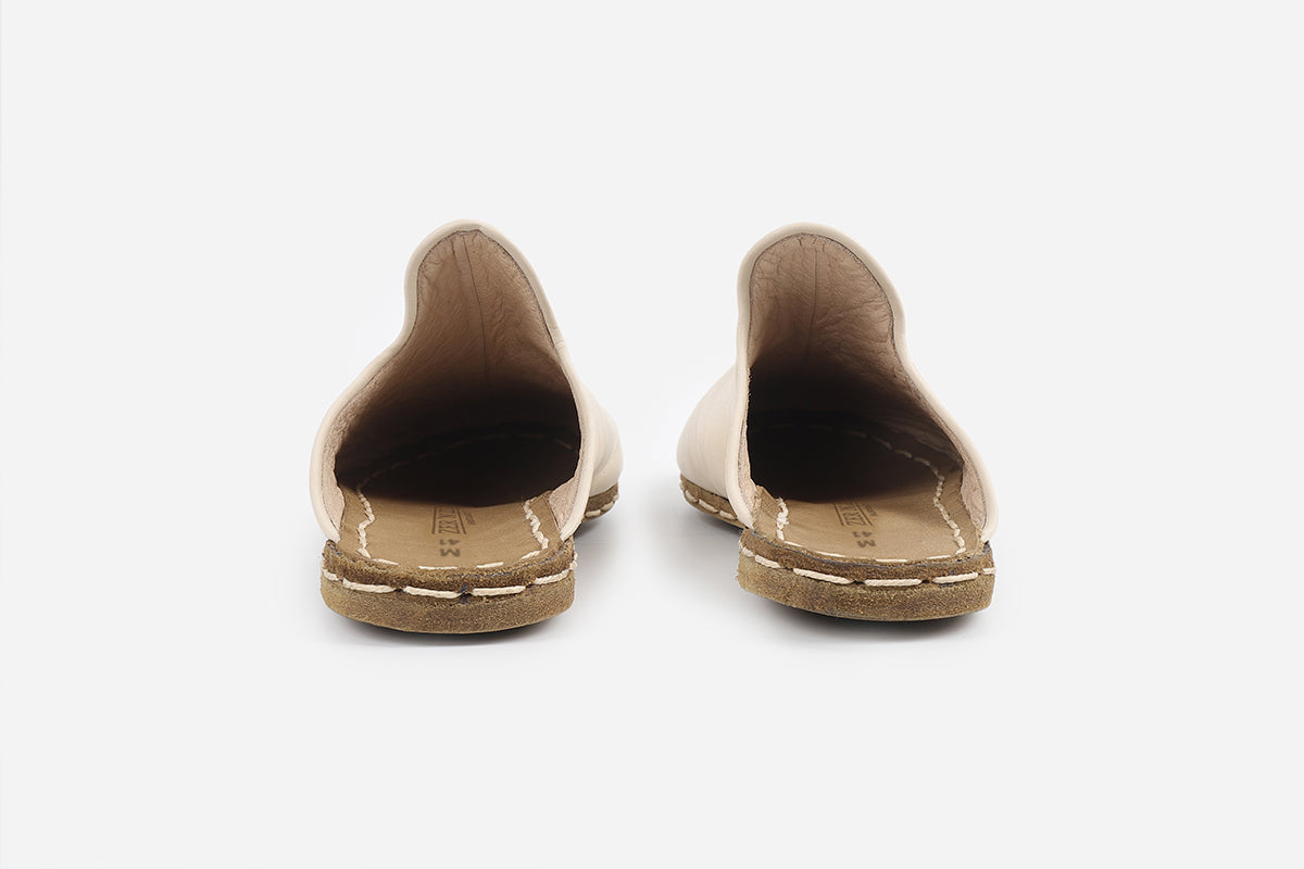 Men's handmade Alabaster leather slippers, made from Italian leather with meticulous craftsmanship from Turkey.