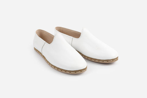 Elegant Arctic White loafers for men, made from Italian leather and expertly handmade in Turkey.